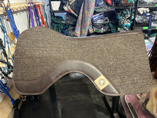 Wool supple open wither relief pad grey