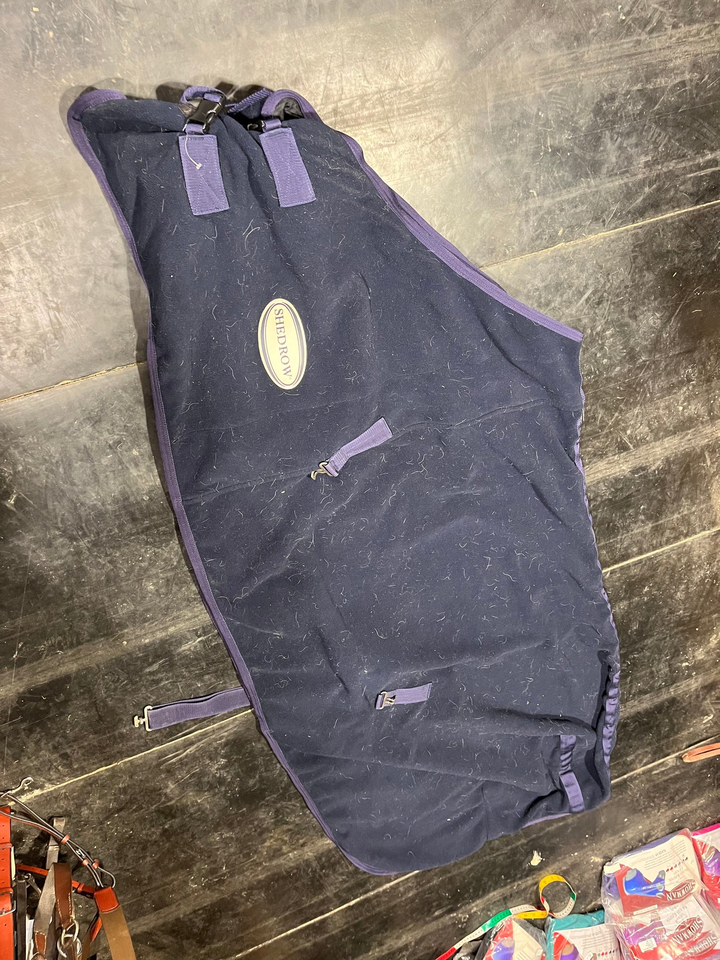 Large shedrow fleece cooler