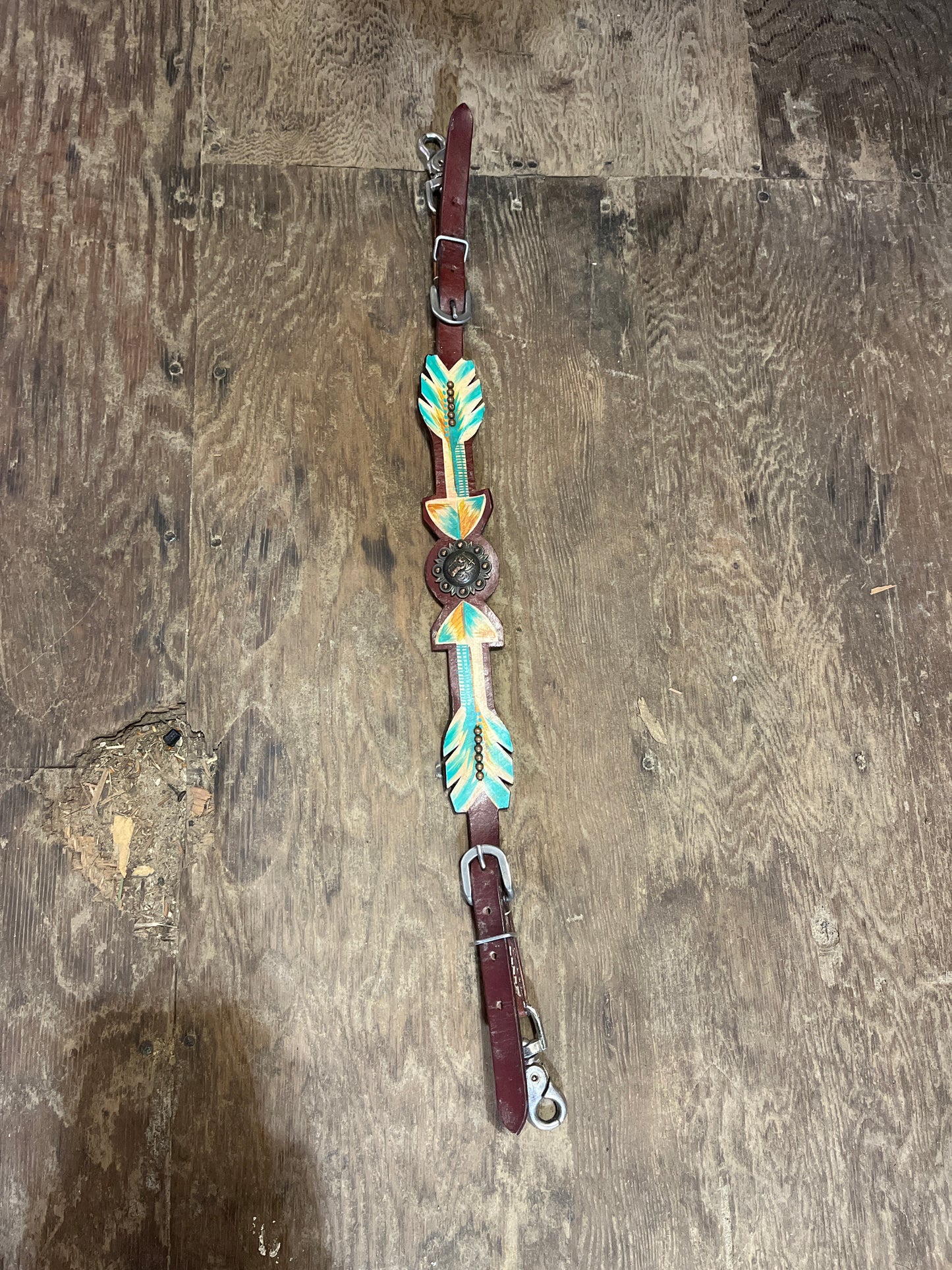 Feather wither strap