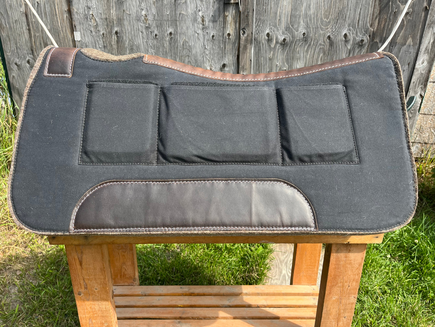 Shimmable 31x32 mohair wool bottom western pad