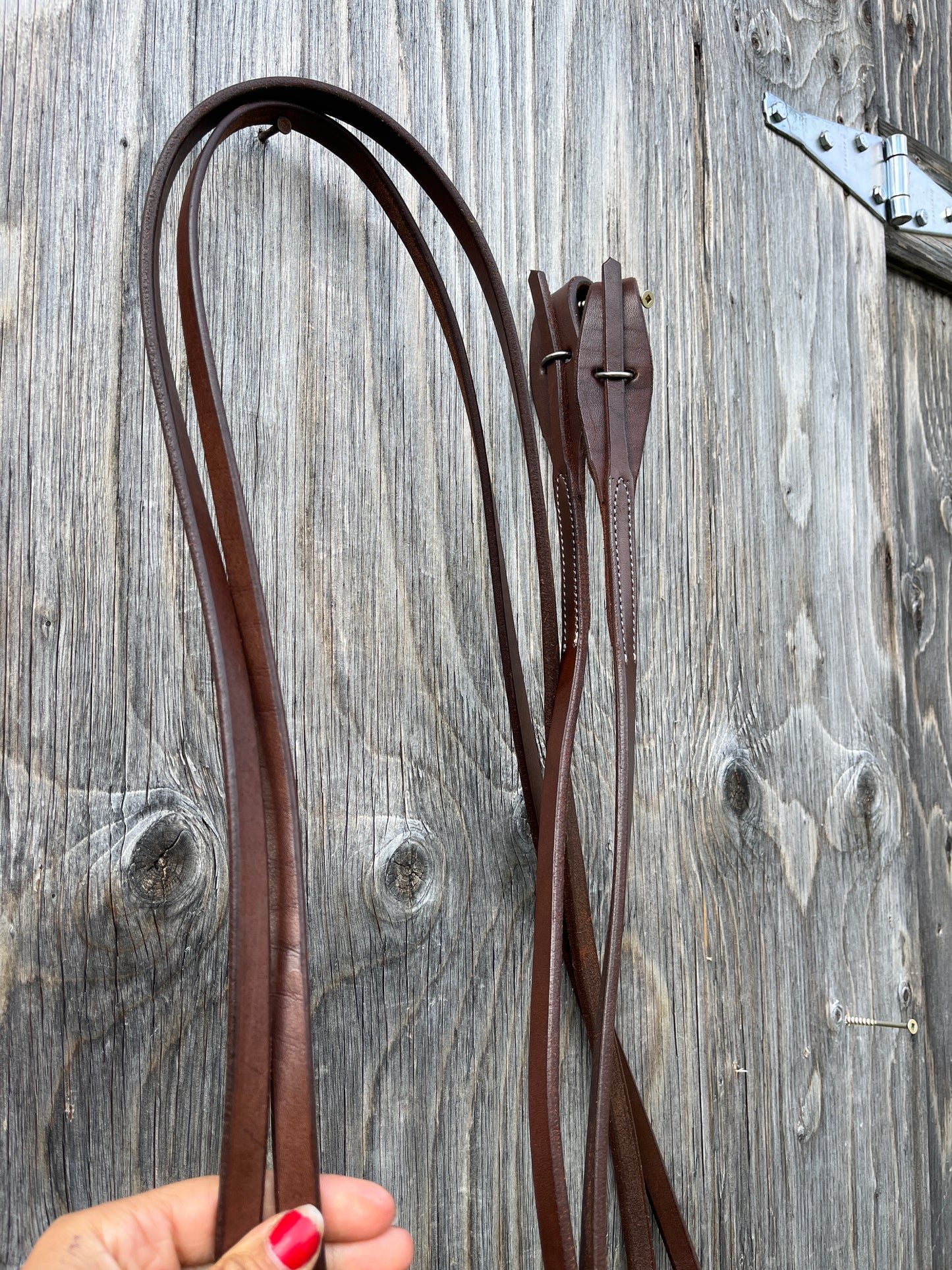 Quick change oil split reins