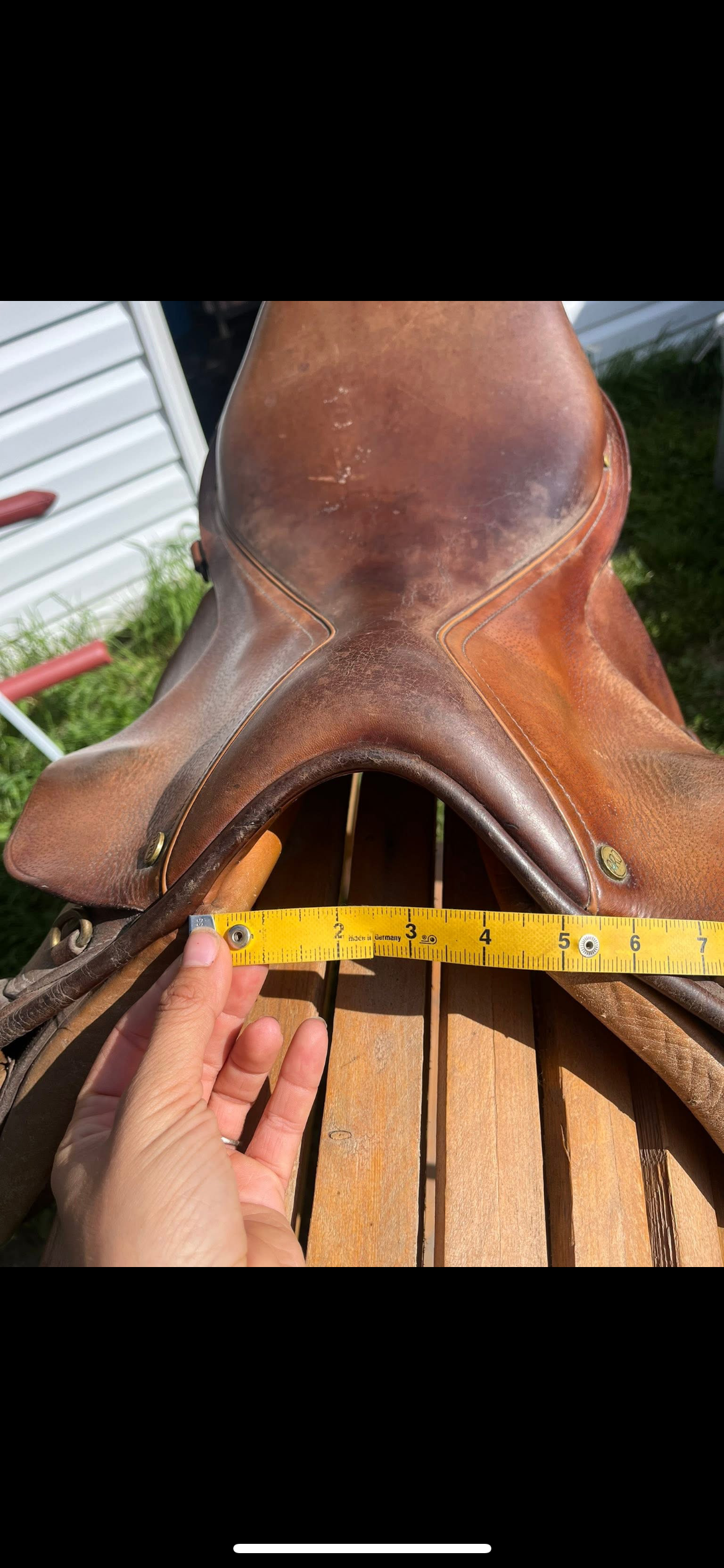 17.5” Thornhill close contact
