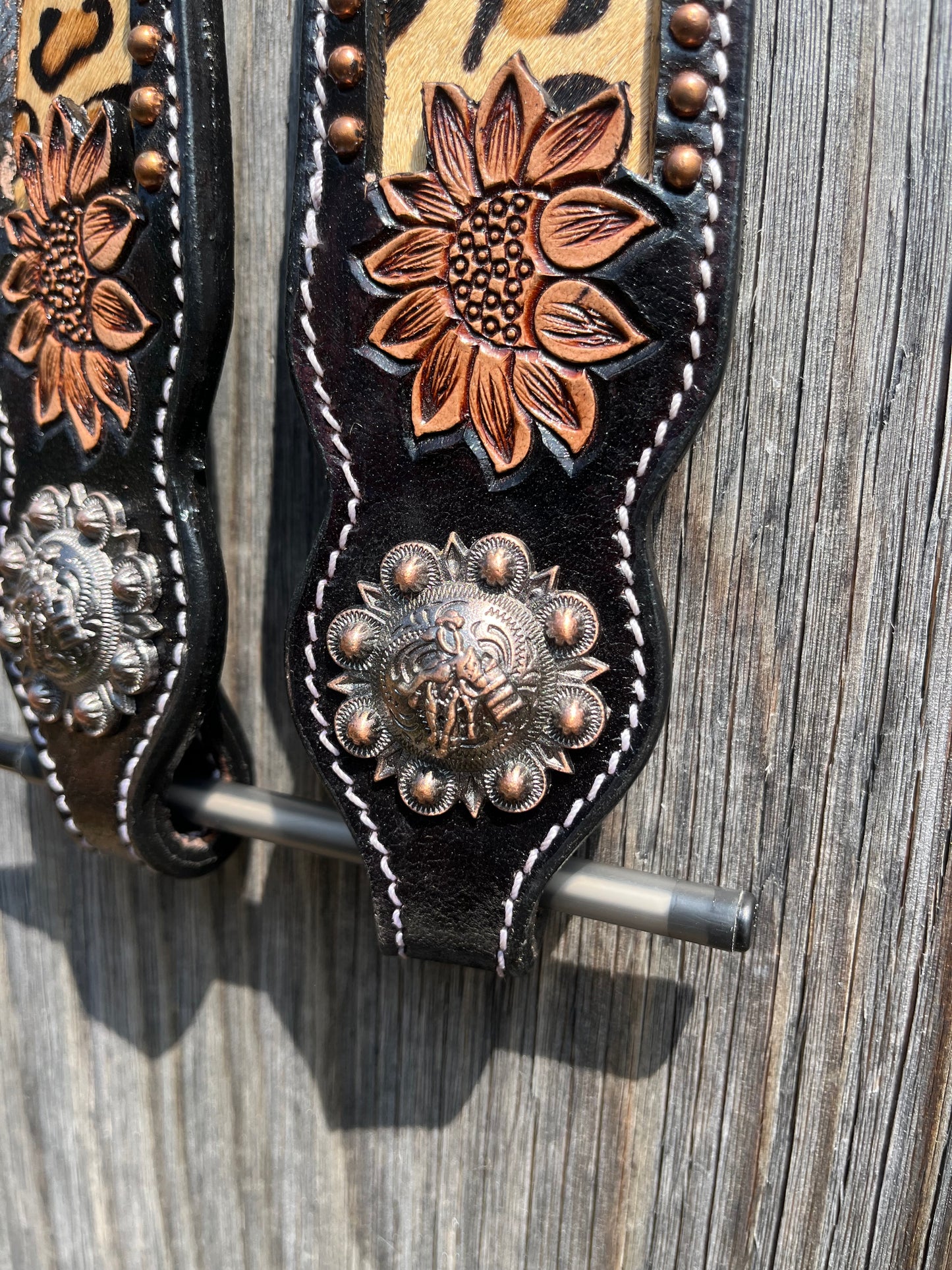 Cheetah tack set