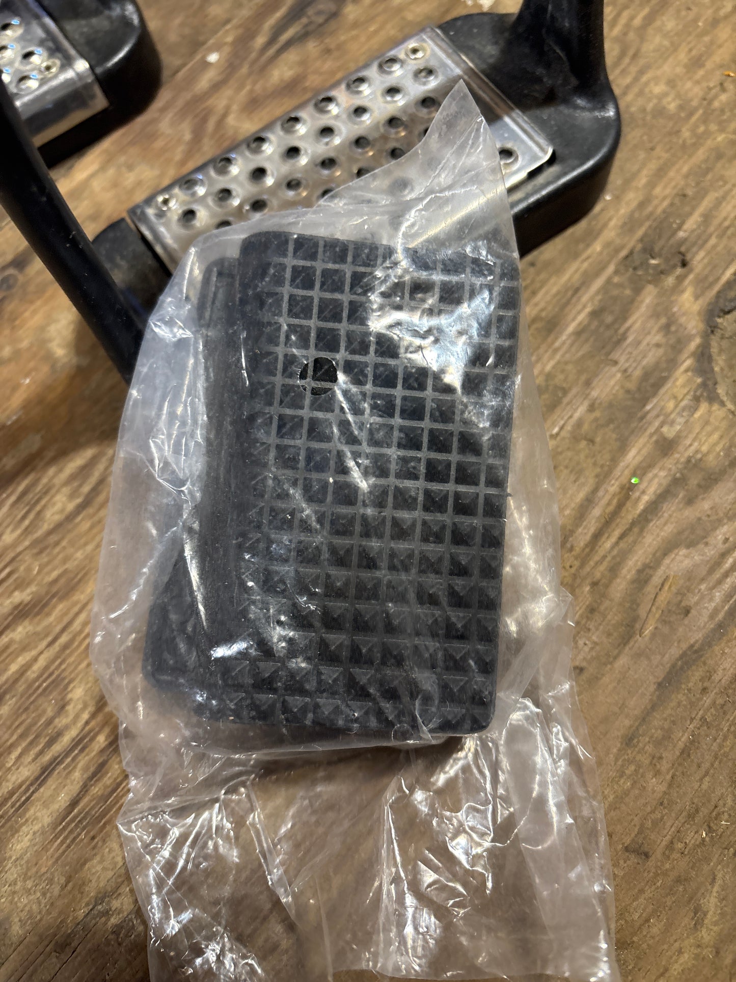 Cheese grater English stirrups