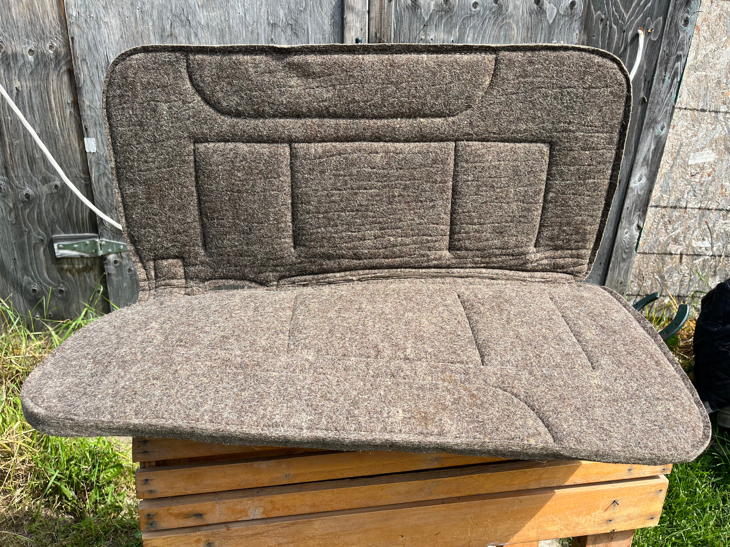 Shimmable 31x32 mohair wool bottom western pad