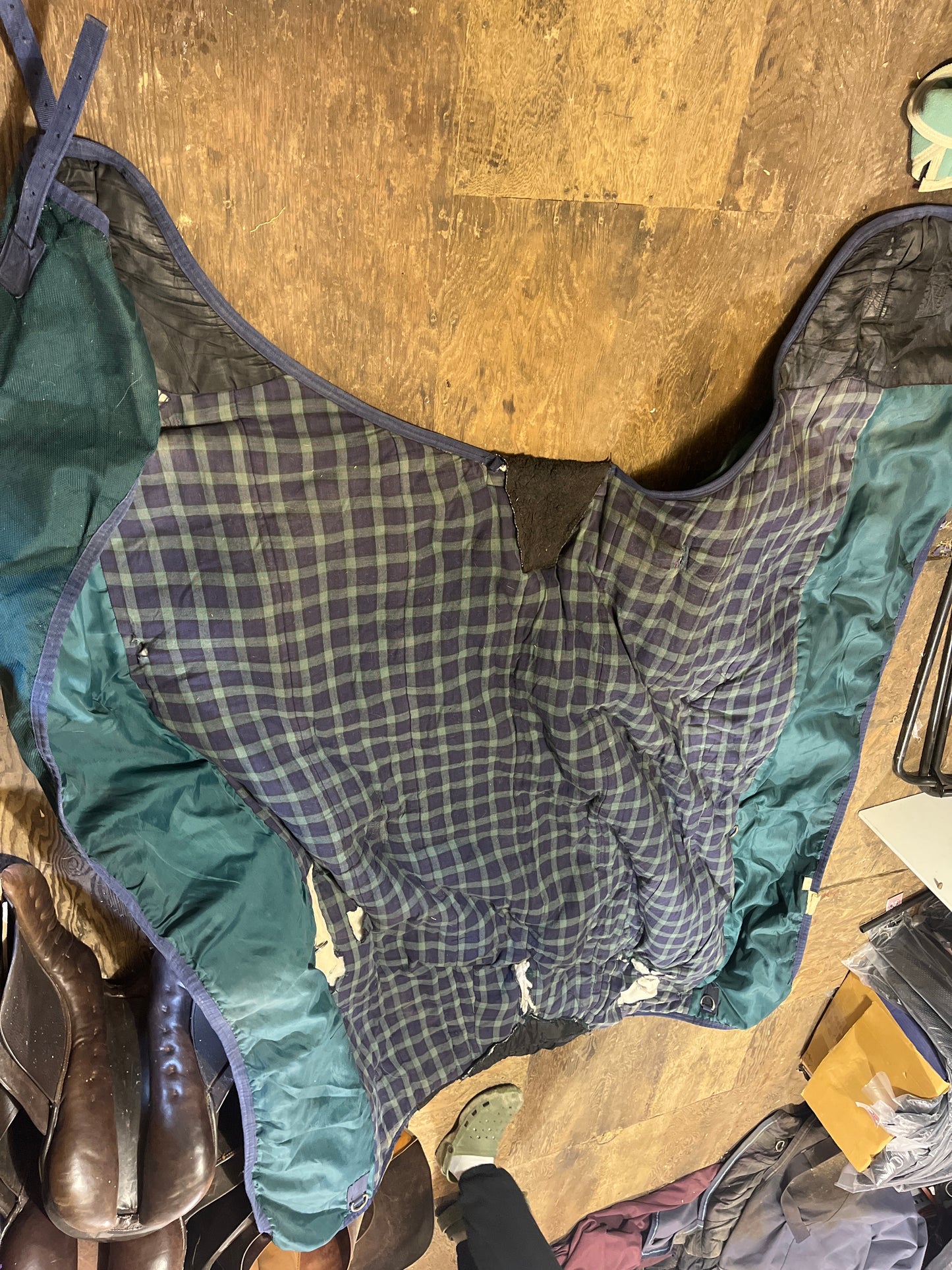 80” heavy winter turnout note photos