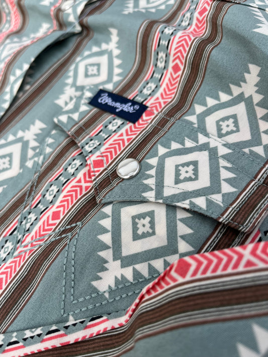 Wrangler Aztec button up pearl snap
