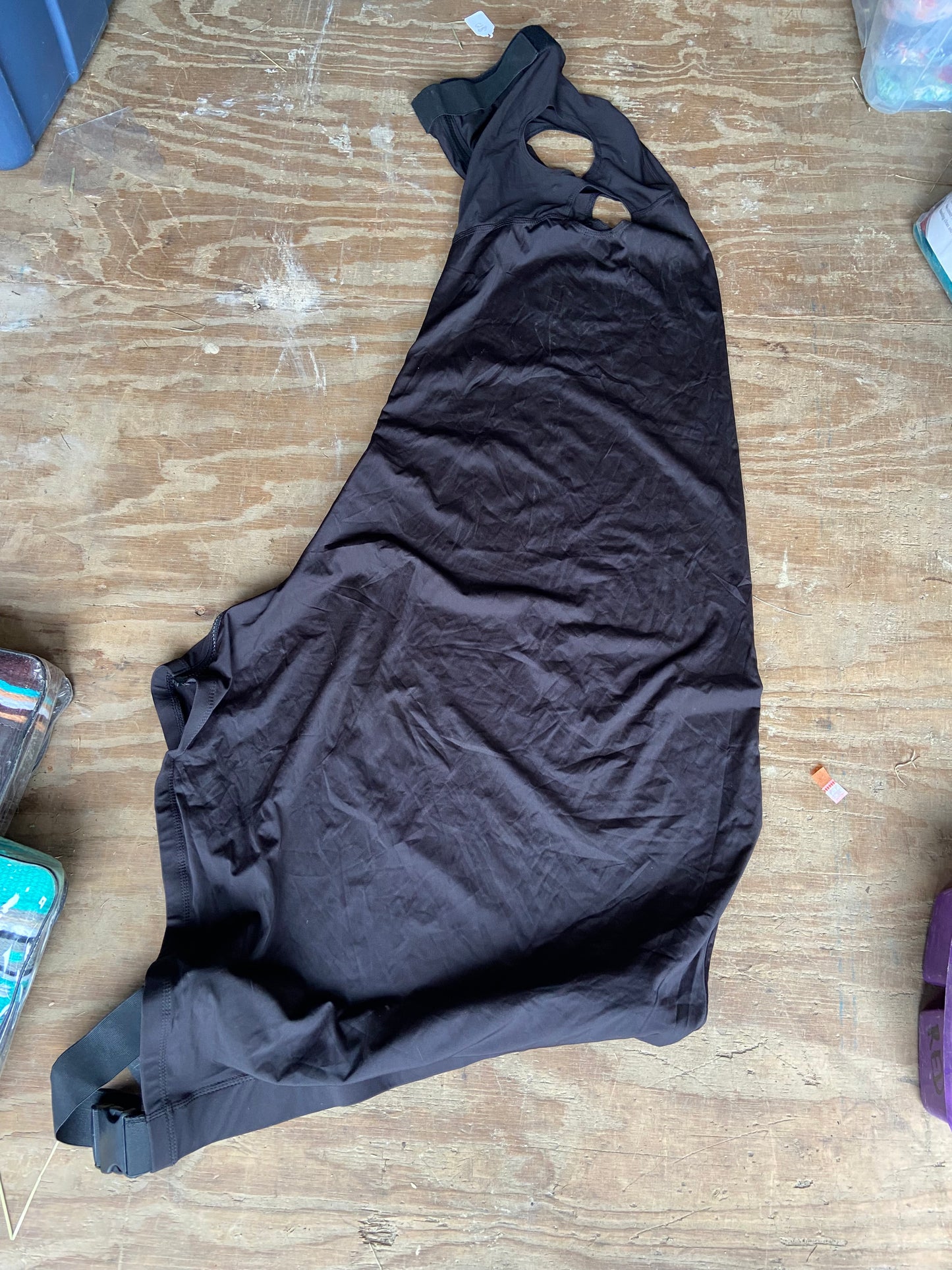 L-XL? Slinky with zipper looks next to new