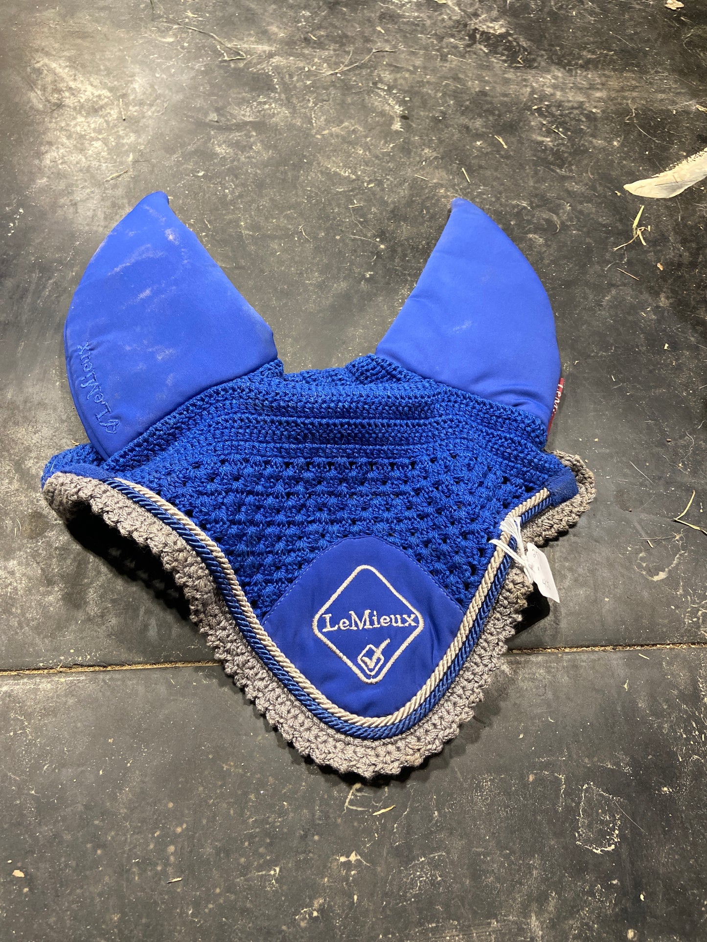 LeMieux bonnet