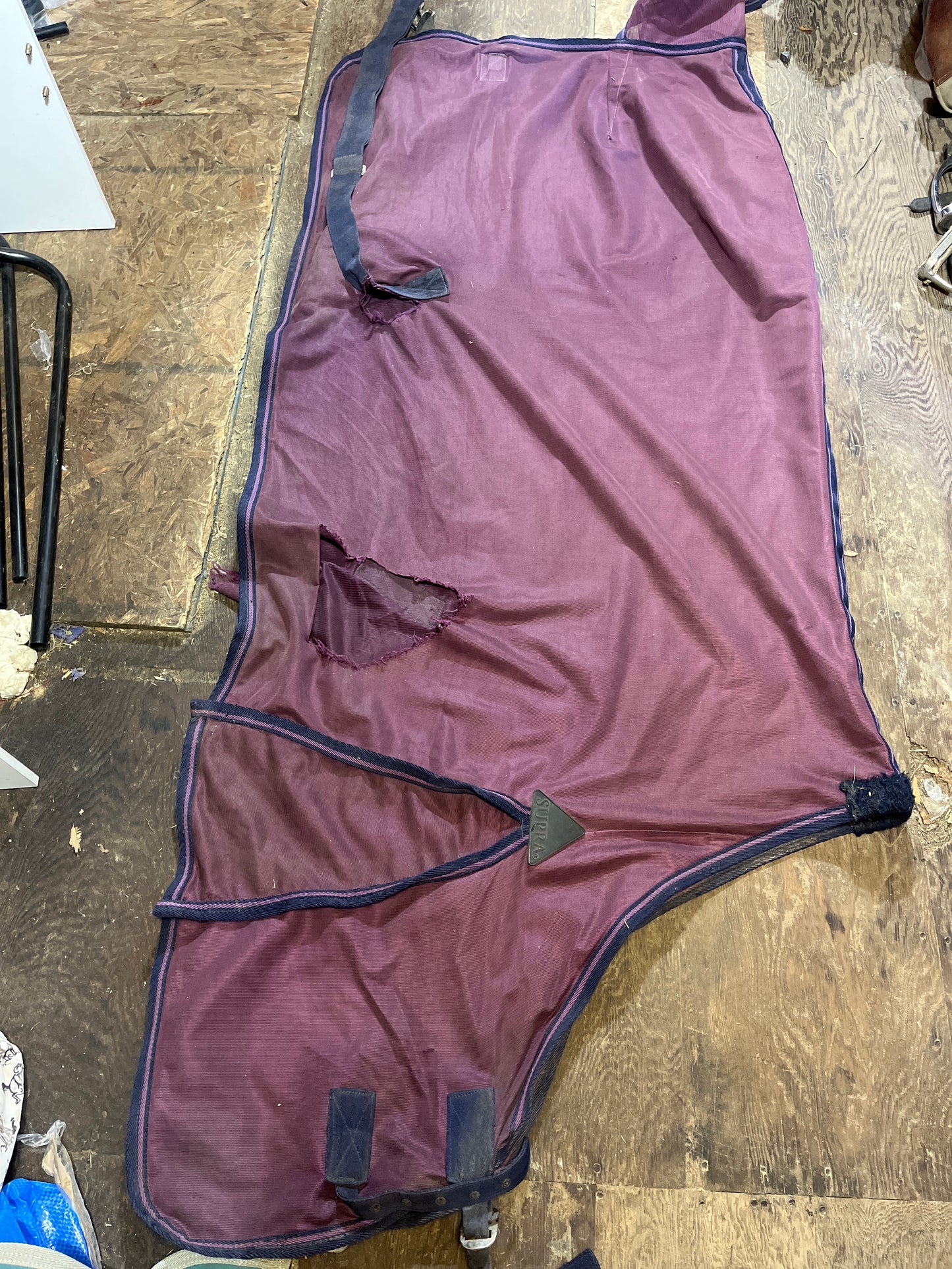72 flysheet needs repair missing a belly strap