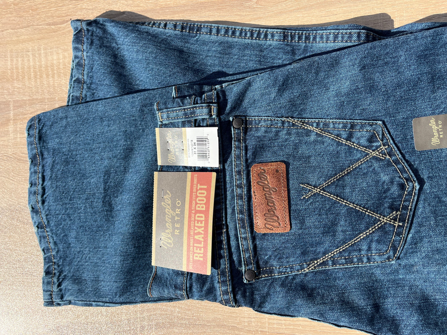 Men’s Wrangler Relaxed Bootcut Jeans
