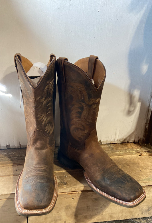 Men’s cowboy boots