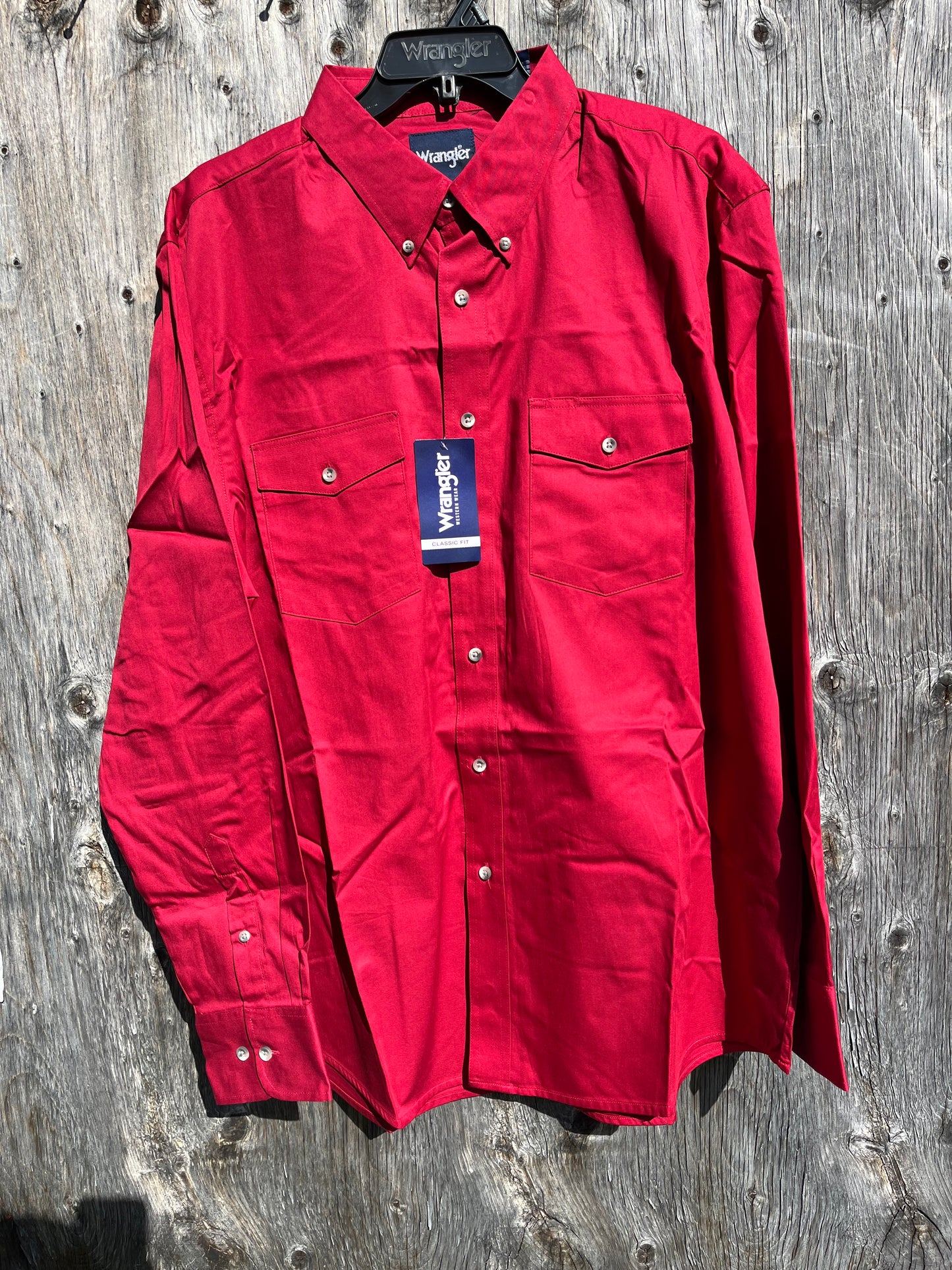 Men’s Basics Wrangler Deep Red Button Up