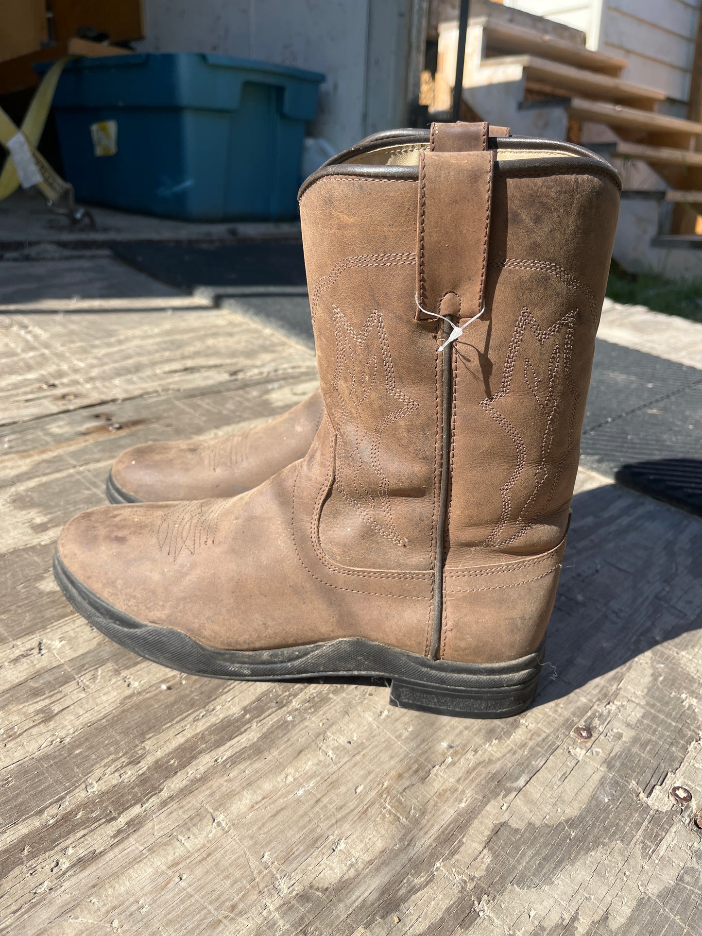 Griffith size 9 boots
