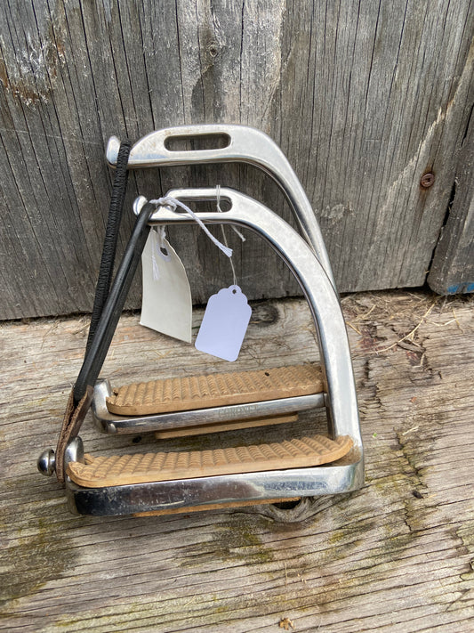 English stirrups