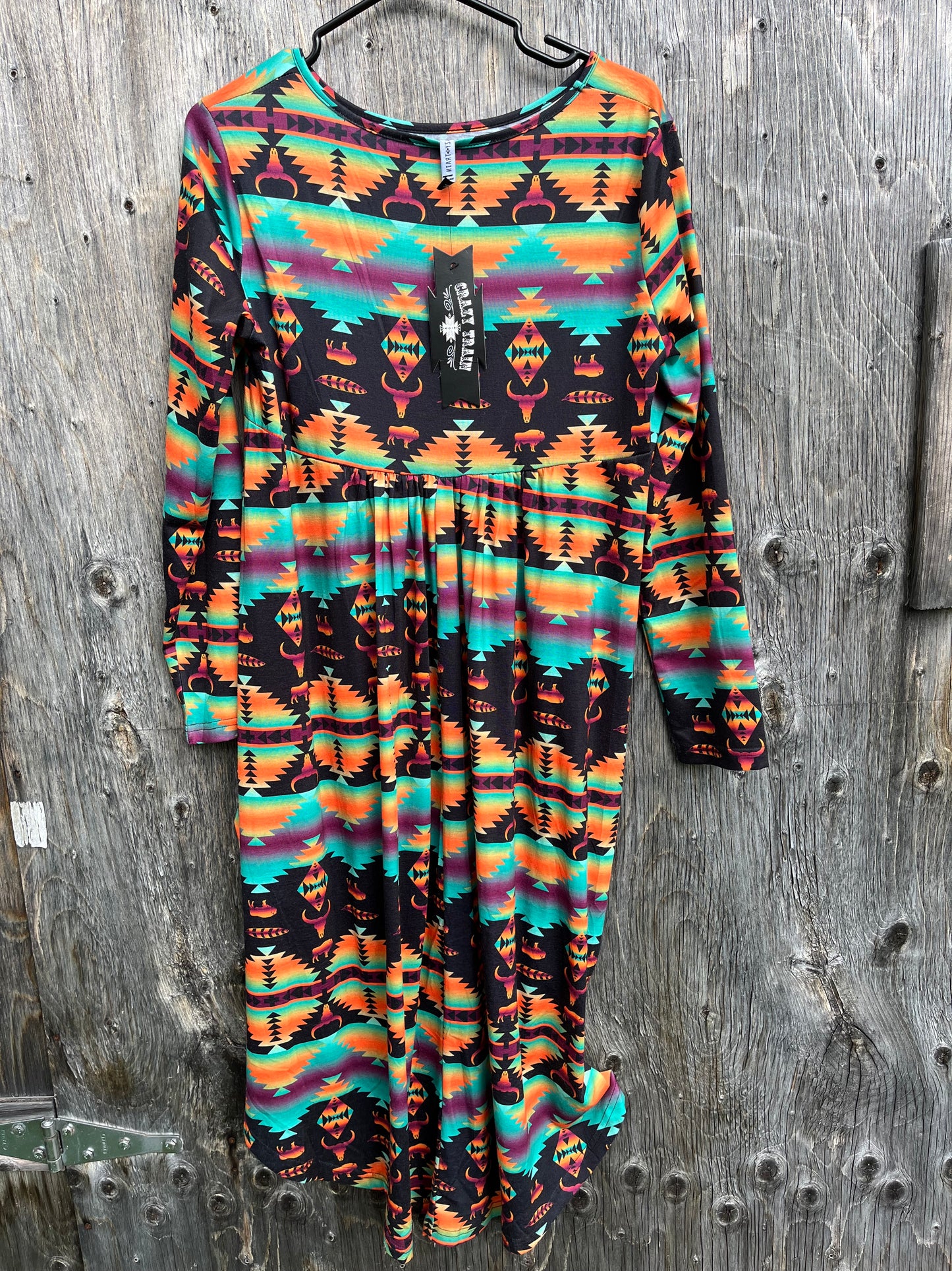 Medium roomy / loose fit, Aztec hi low