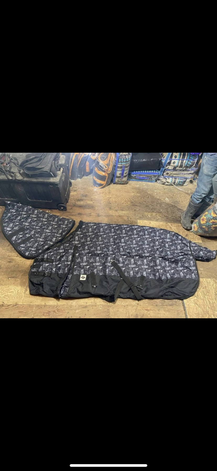 78” mid weight western print turnout with hood
