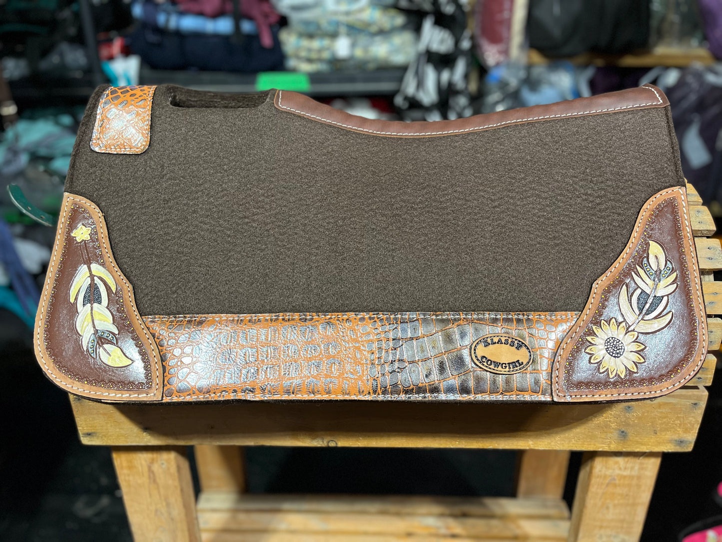 Klassy cowgirl barrel pad
