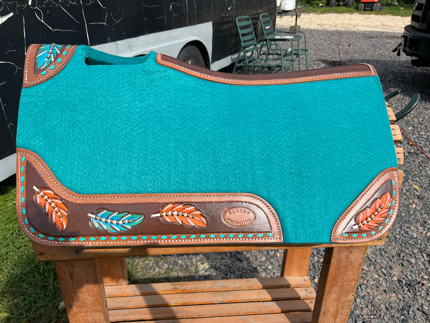 28” Teal Klassy cowgirl barrel pad