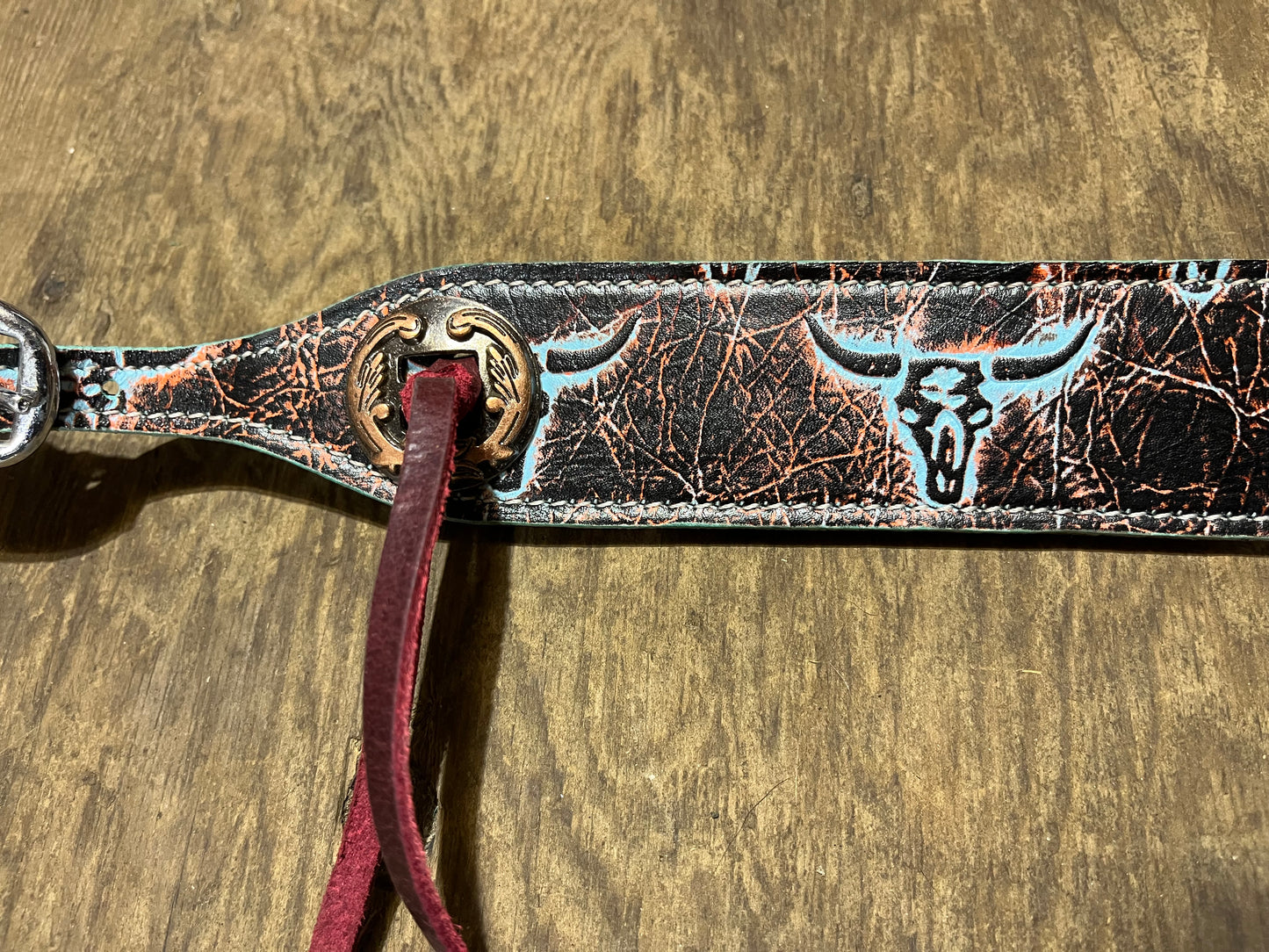 Weathered steer wither strap