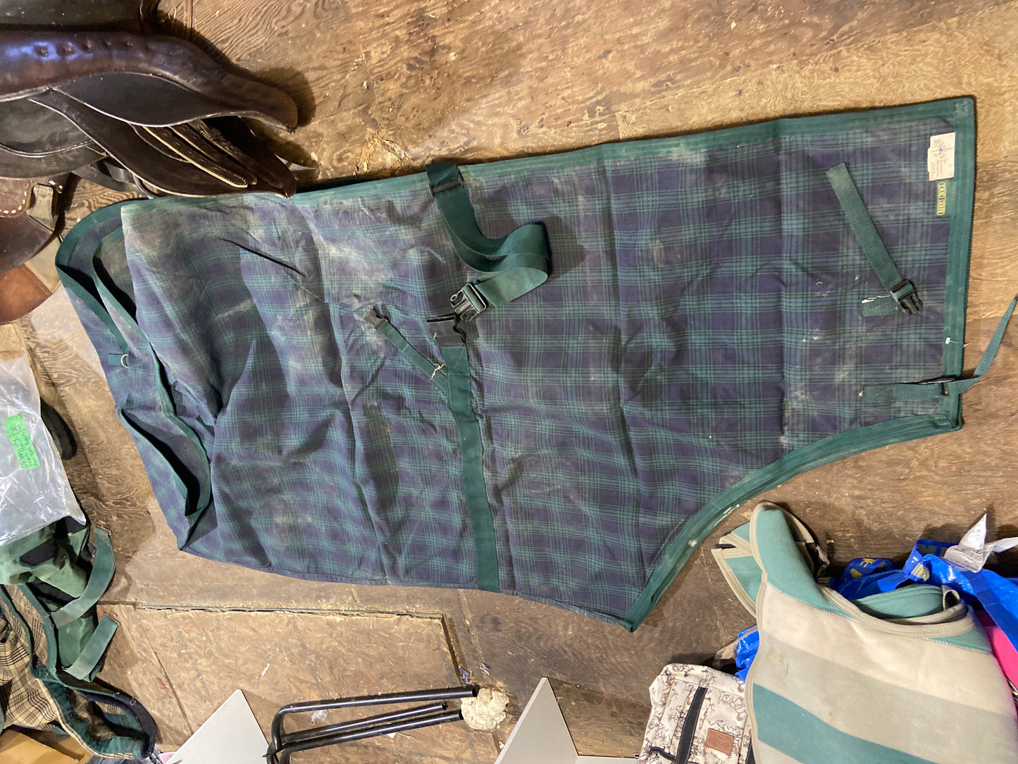 Green plaid stable sheet