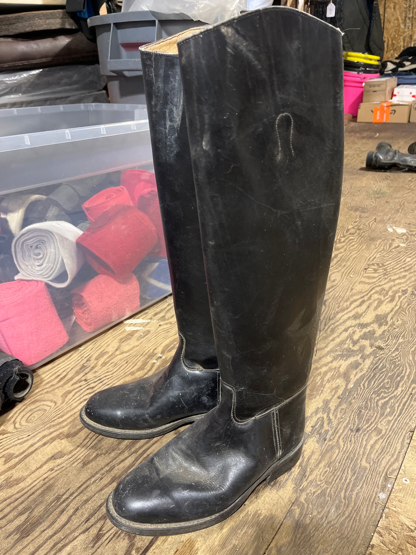 Size 7 pull on riding tall boots