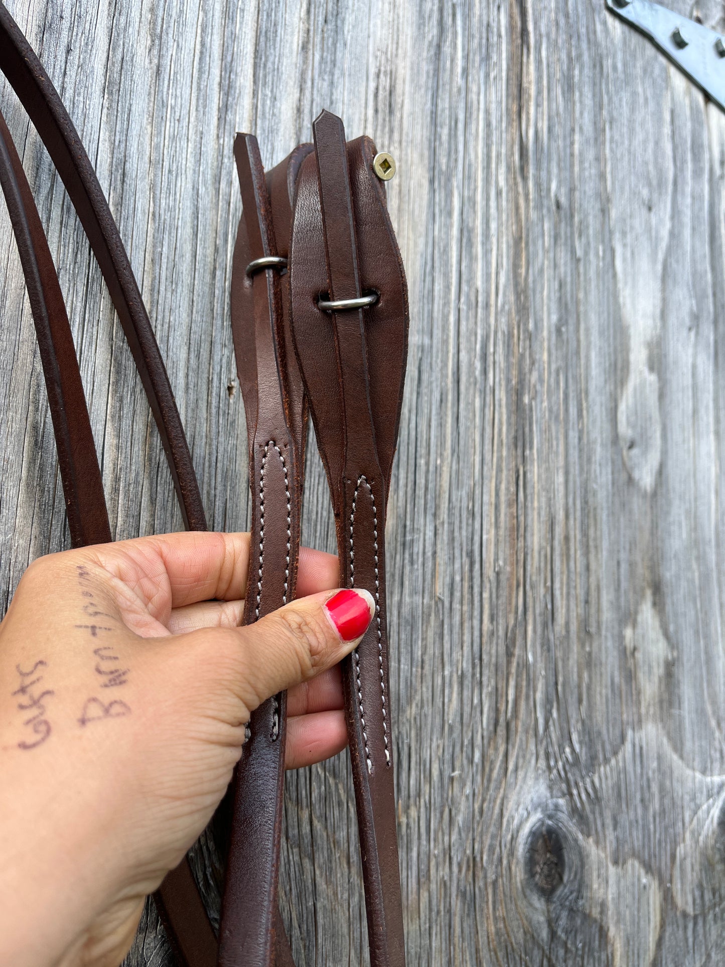 Quick change oil split reins