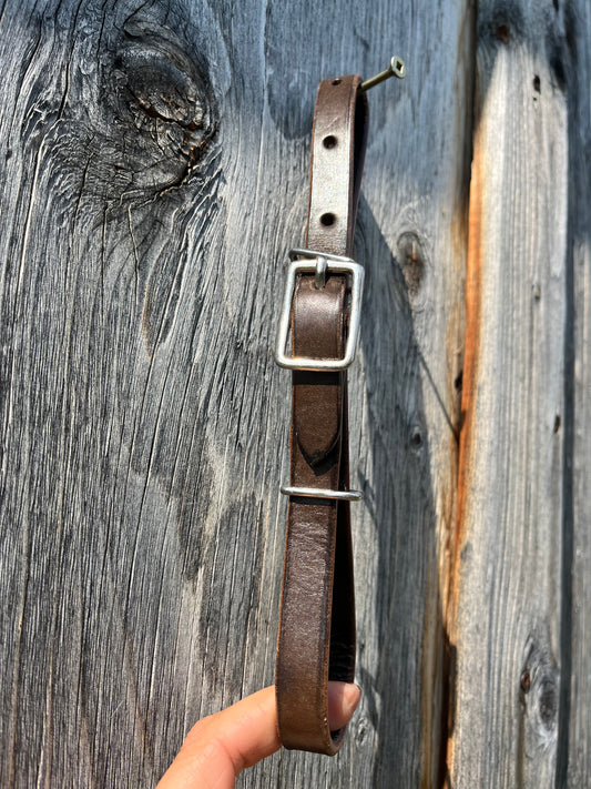 Plain leather curb strap