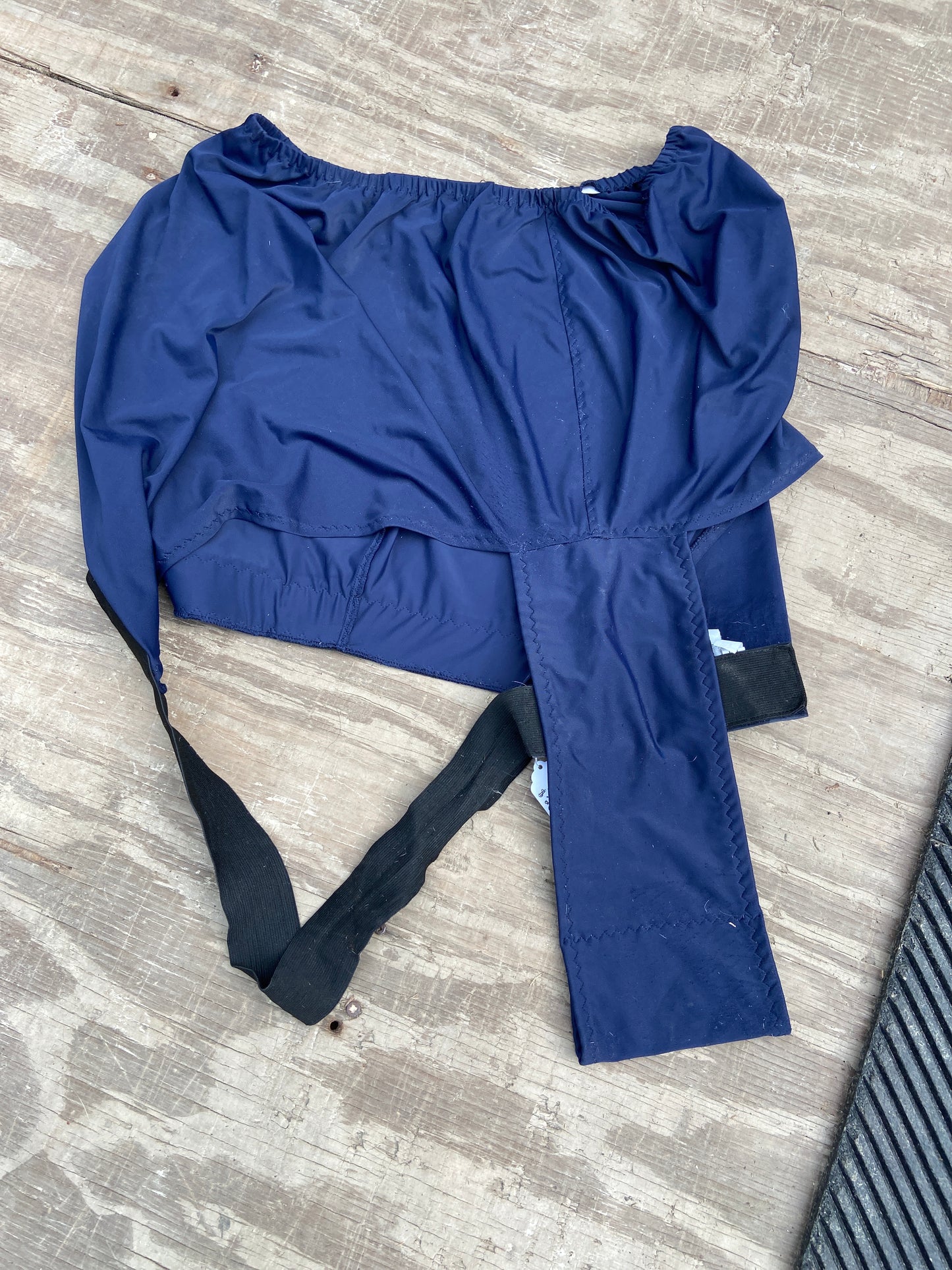 Large shoulder guard navy