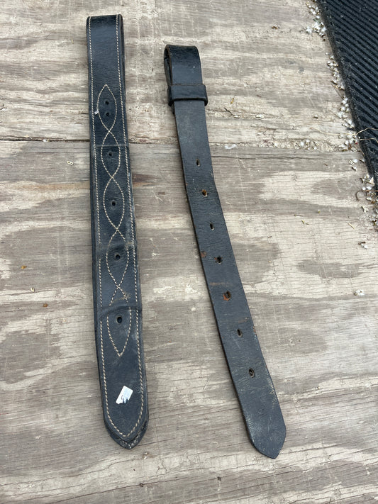2 black random billets