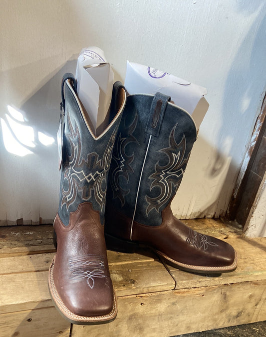 Men’s cowboy boots