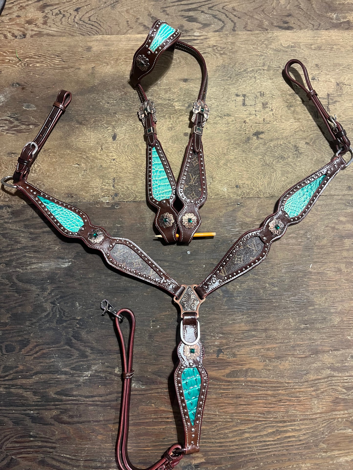 Teal brown one ear tack set