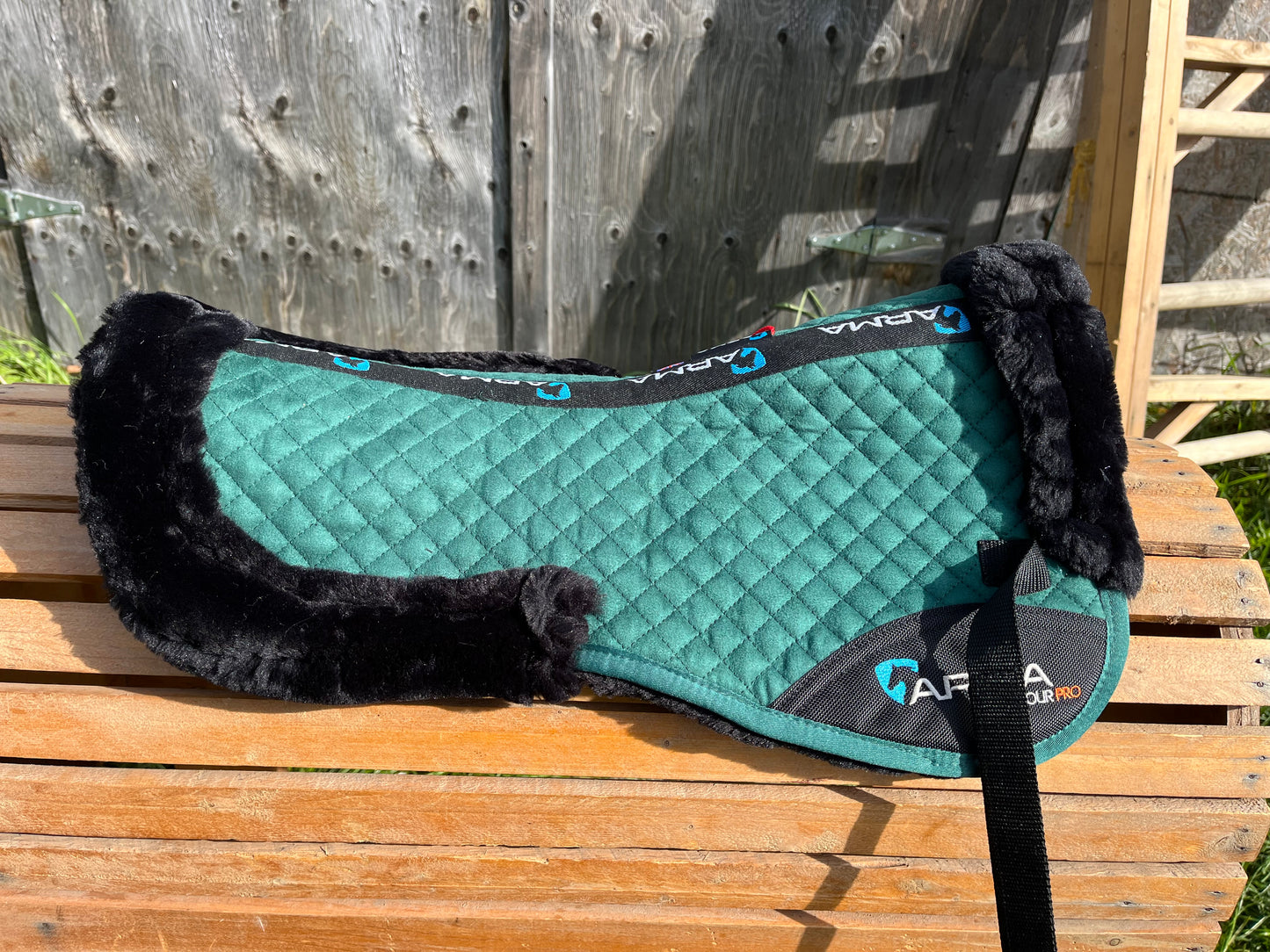 Contoured colored suede half pad