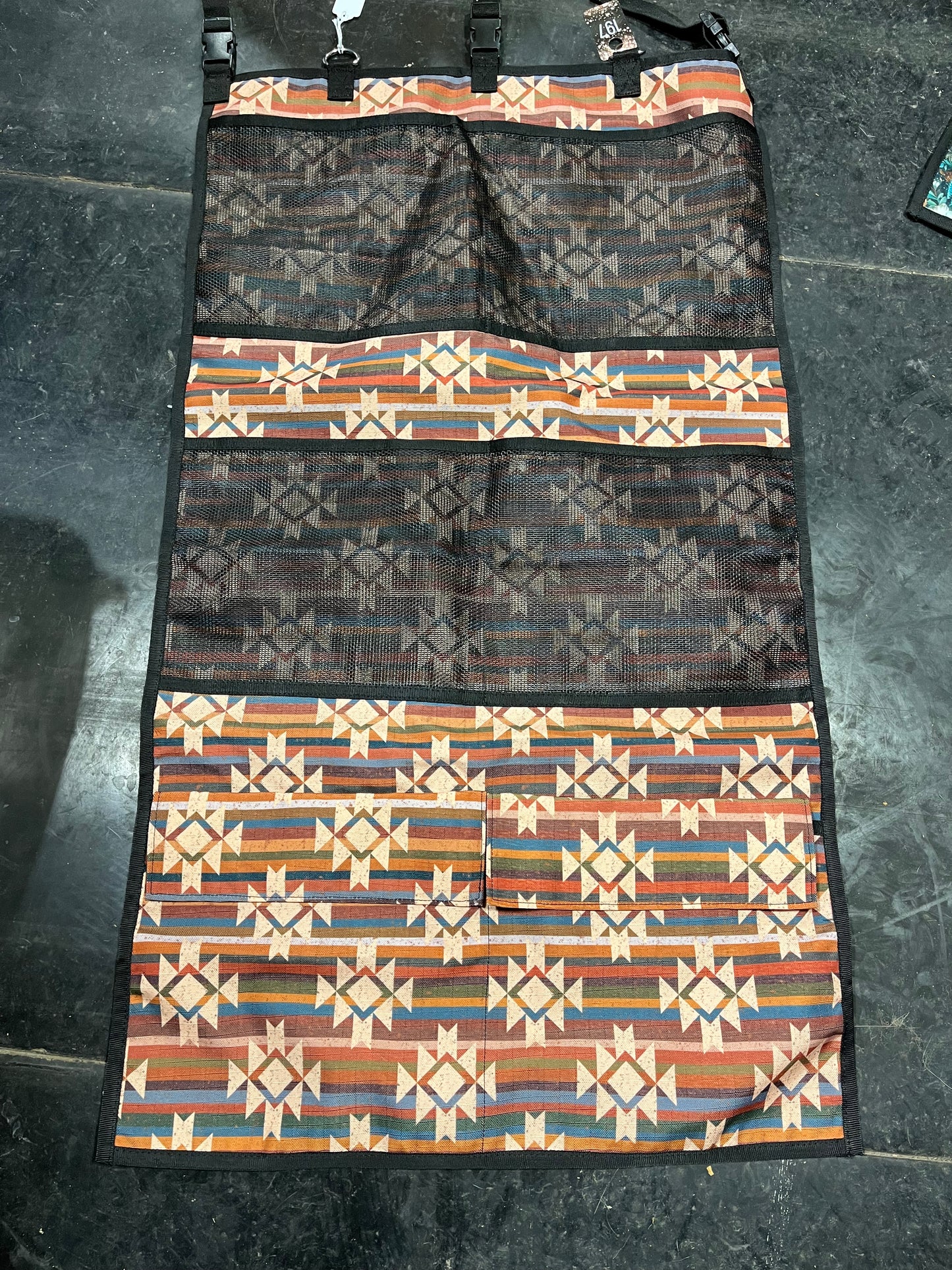 Trailer / stall organizers