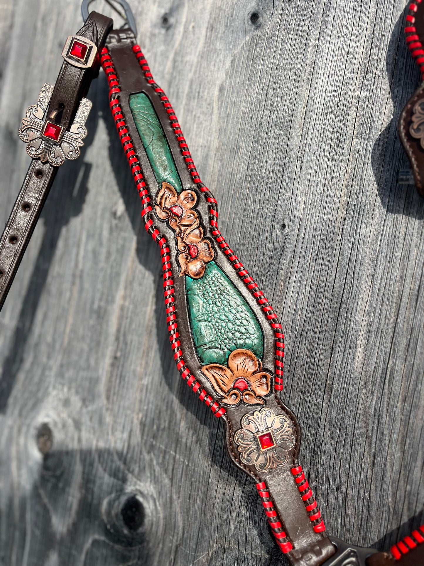 Red buck stitch flower tack set