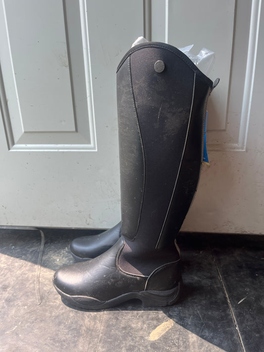 Ovation all season size 9.5 read description