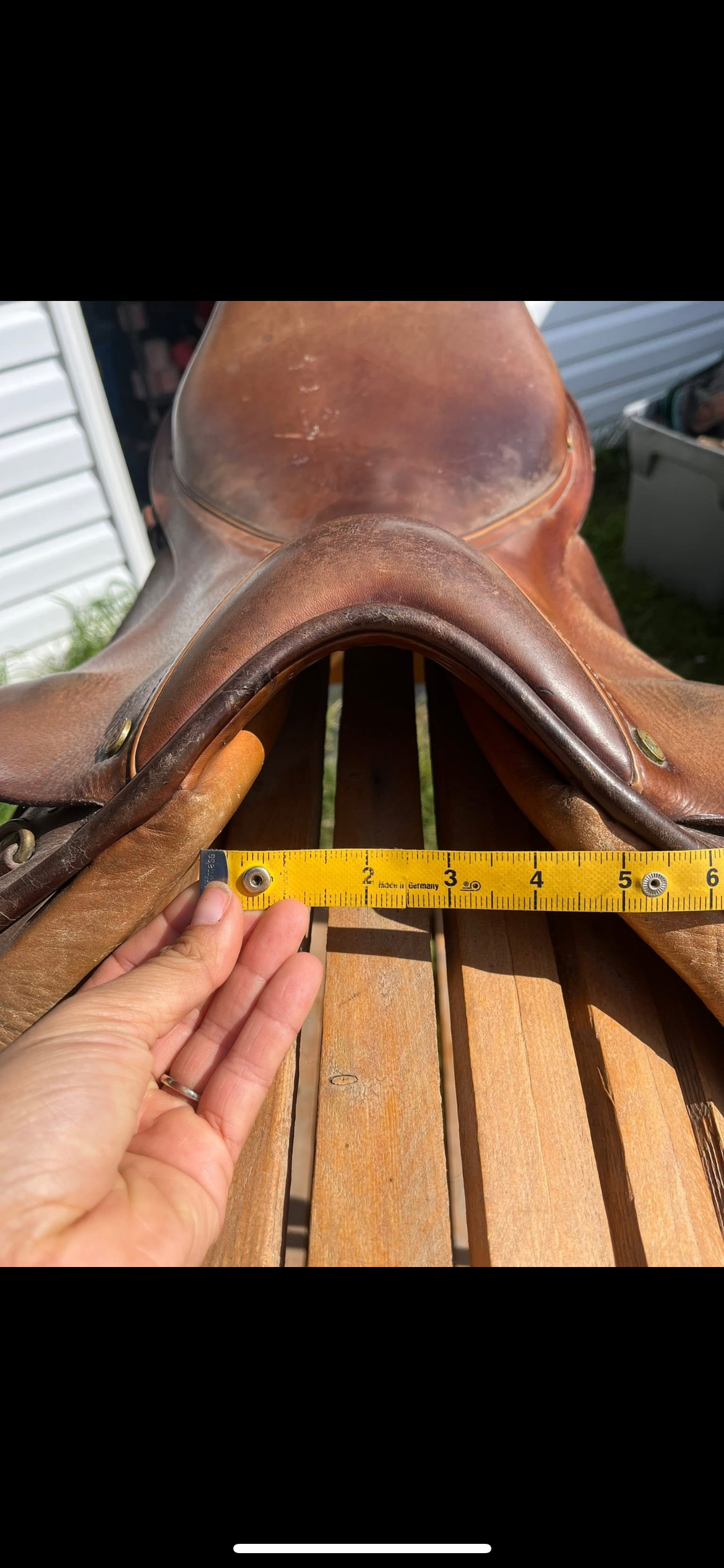 17.5” Thornhill close contact
