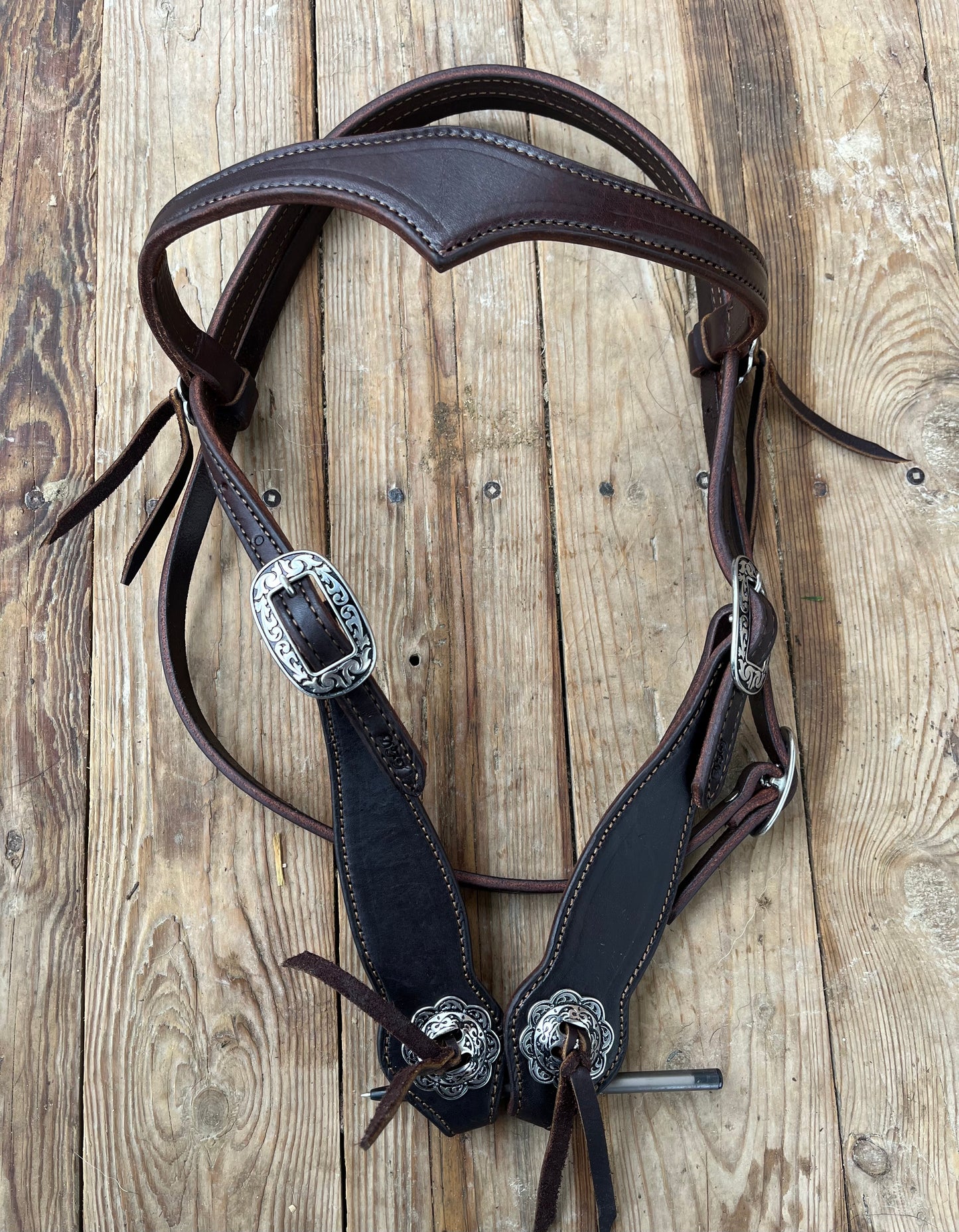 Diamond browband supple leather headstall j watt hardware slot concho ends