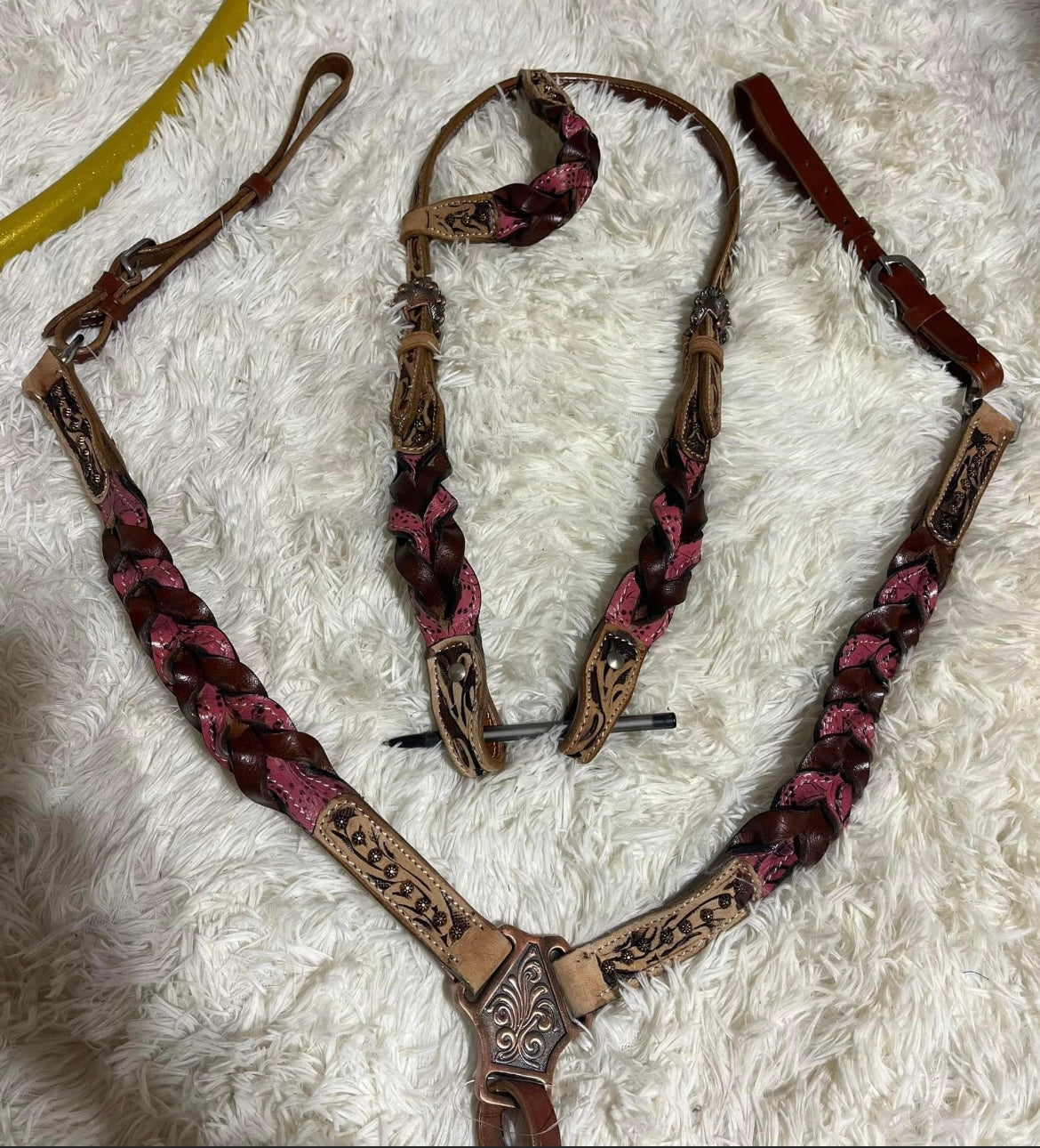 Miracle braid pink braided tack set