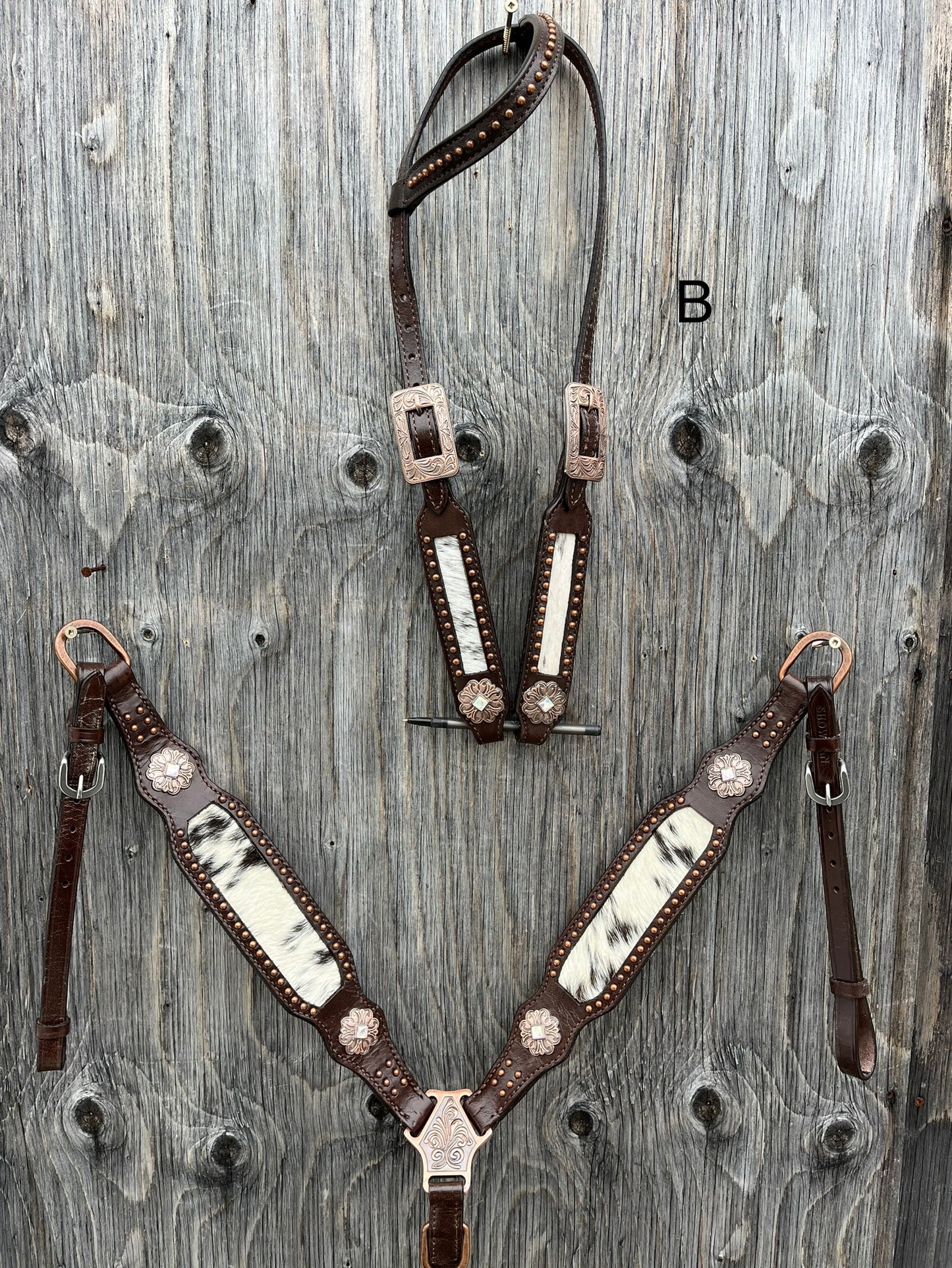 Hair on cowhide tack set