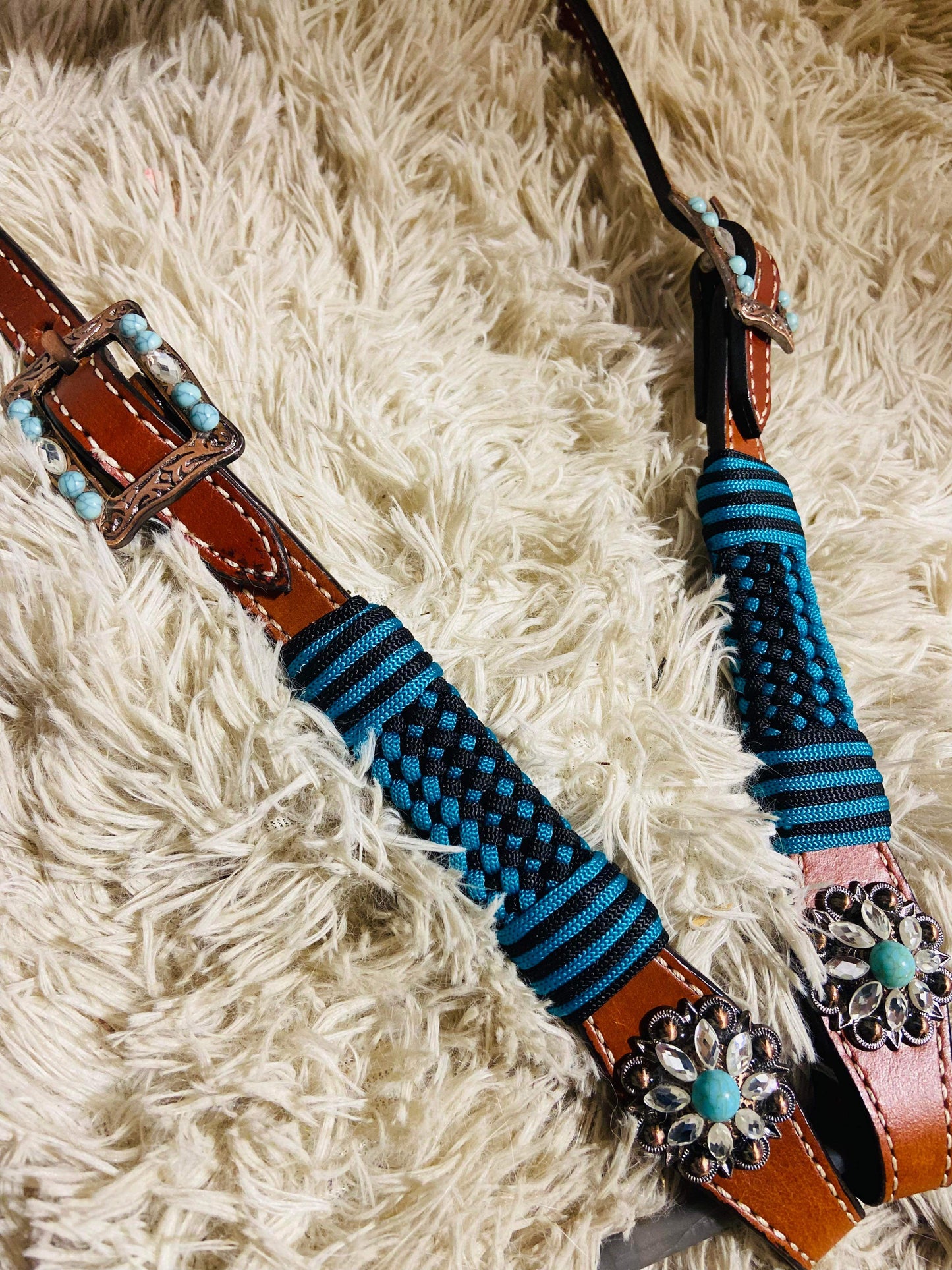 Turquoise one ear headstall