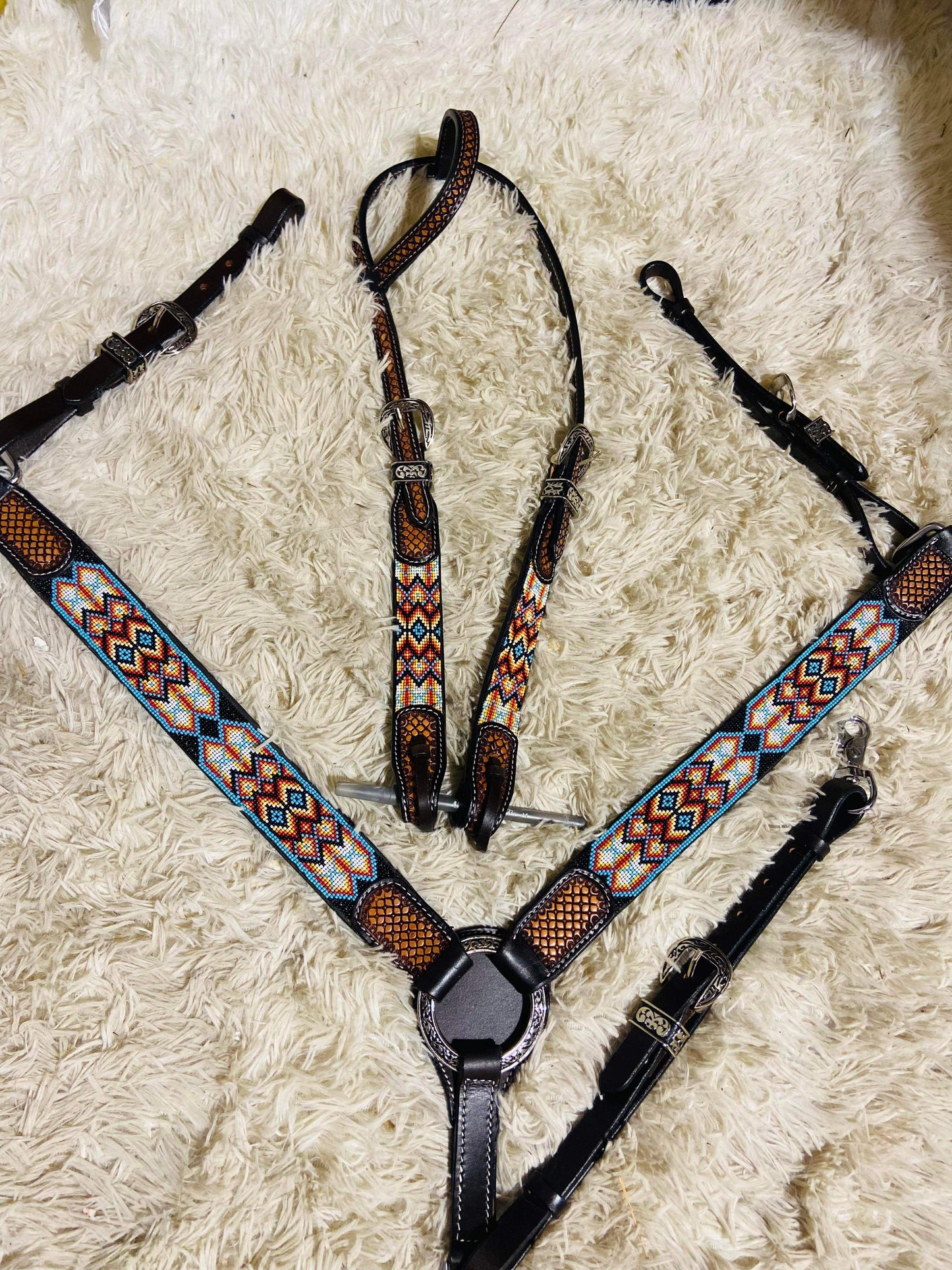 Aztec beaded one ear tack set