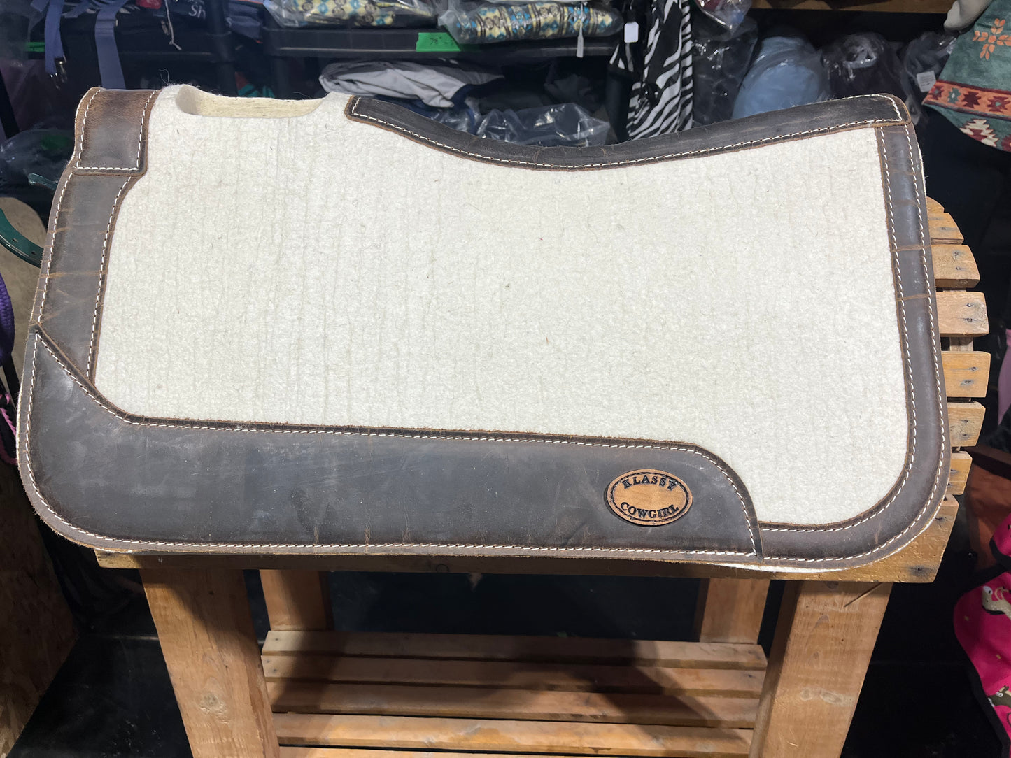 Mohair wool barrel pad