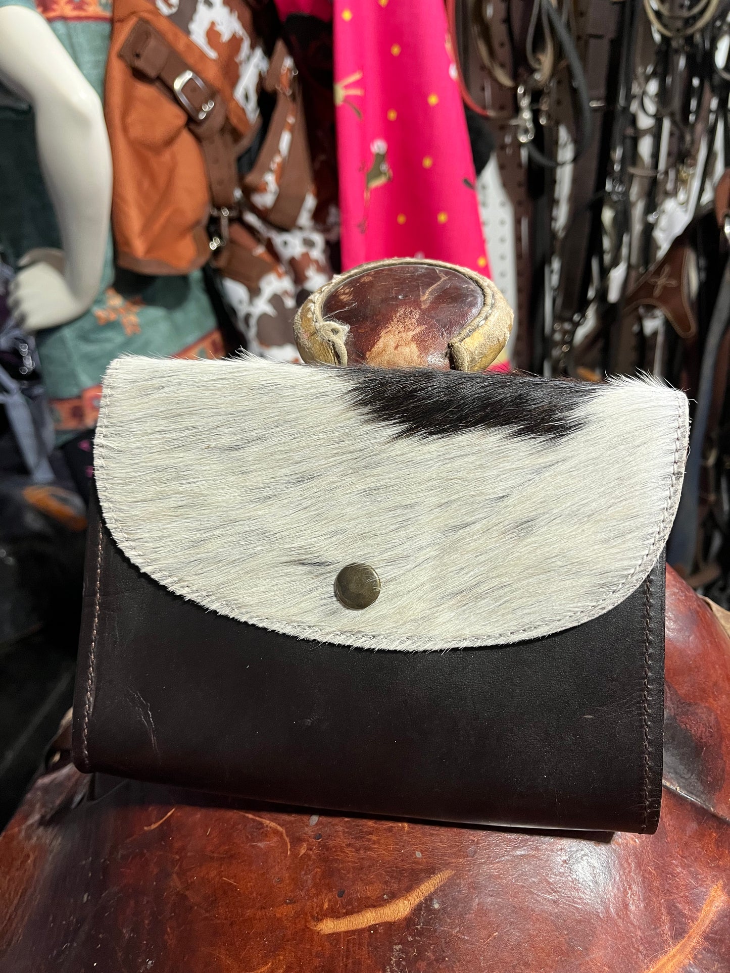 Cowhide pommel pouch leather