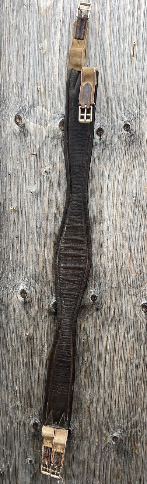 52” Schleese leather girth