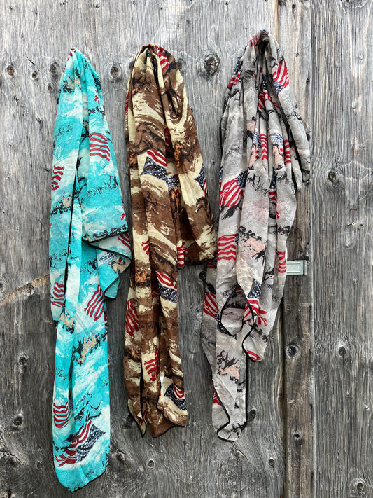 Lot of 4 horse & flag scarfs