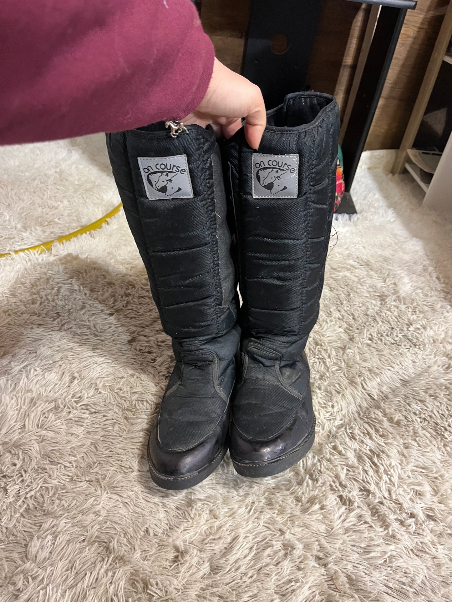 Mountain horse women’s size 9 winter riding boots