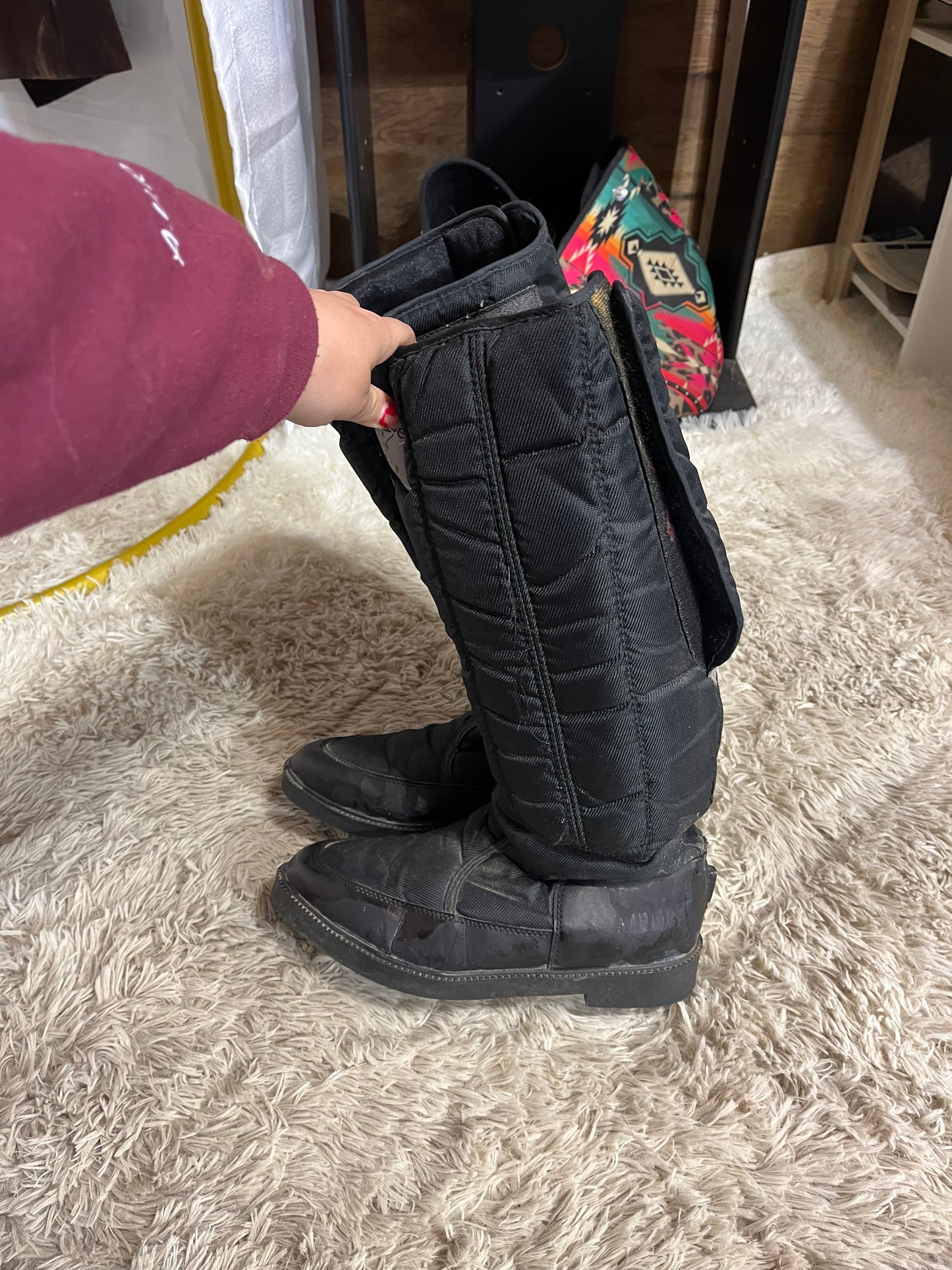 Mountain horse women’s size 9 winter riding boots