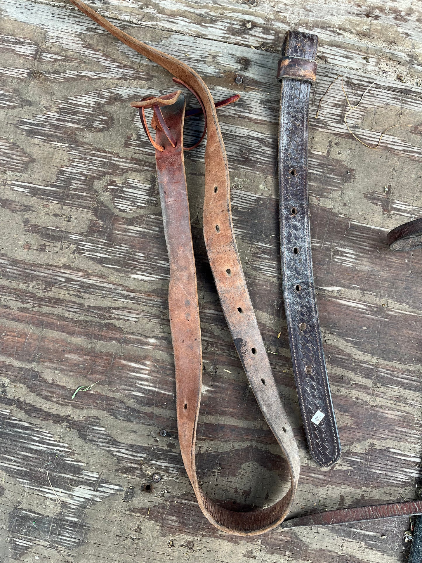 Latigo and off billet