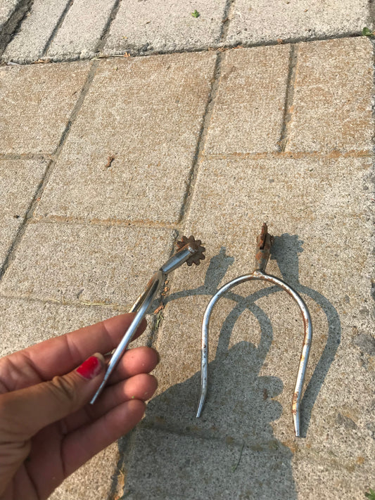 English slip on spurs